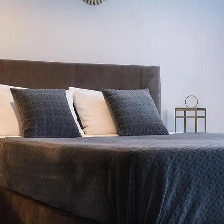 Waterfront Square * Belgrad